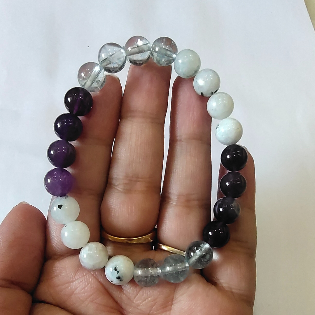 Pisces Zodiac Crystal Bracelet - Image 2